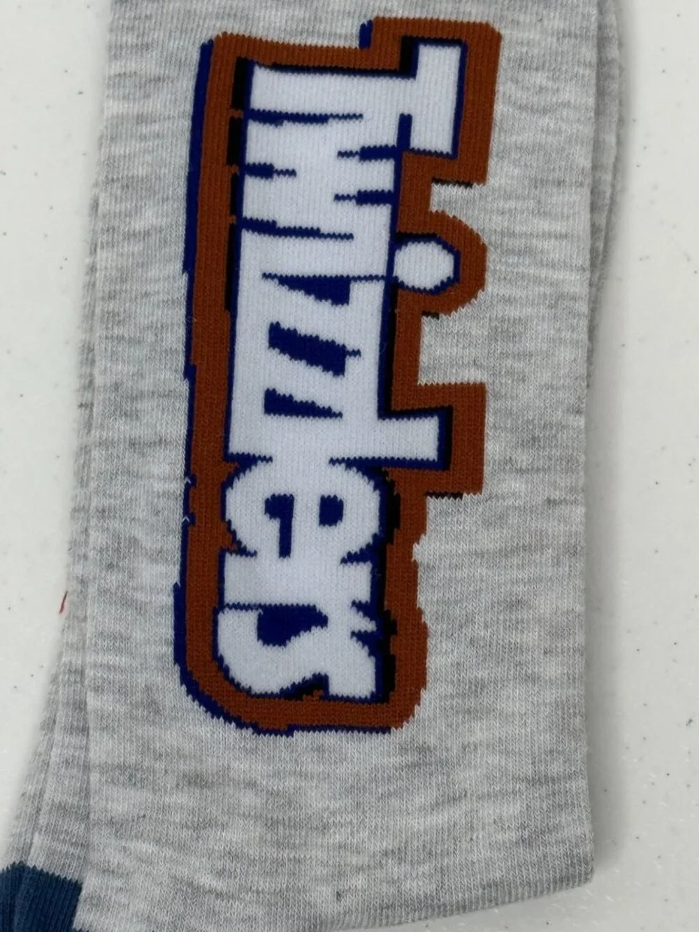 Twizzlers Crew Socks Men's 6-12 Gray Novelty NWT